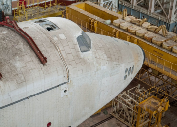 Юбилею Байконура посвящается: руины советских шаттлов (ФОТО)