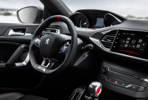 «Заряженная» версия хэтчбека 308 от Peugeot (ФОТО)