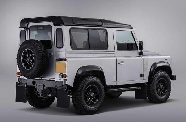 Юбилейная версия Defender от Land Rover (ФОТО)