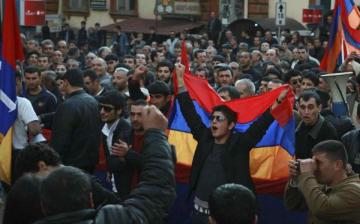 Армянский Майдан набирает оборроты (ФОТО)