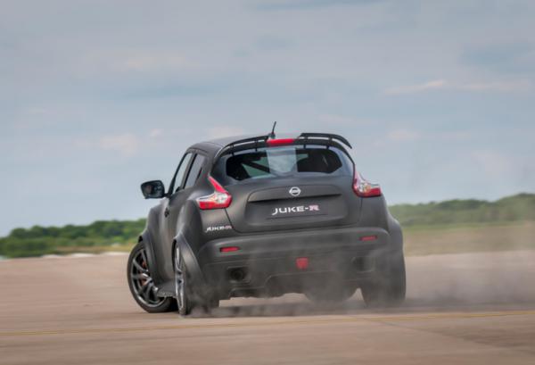 Nissan представил прокачанный Juke-R 2.0 (ФОТО)