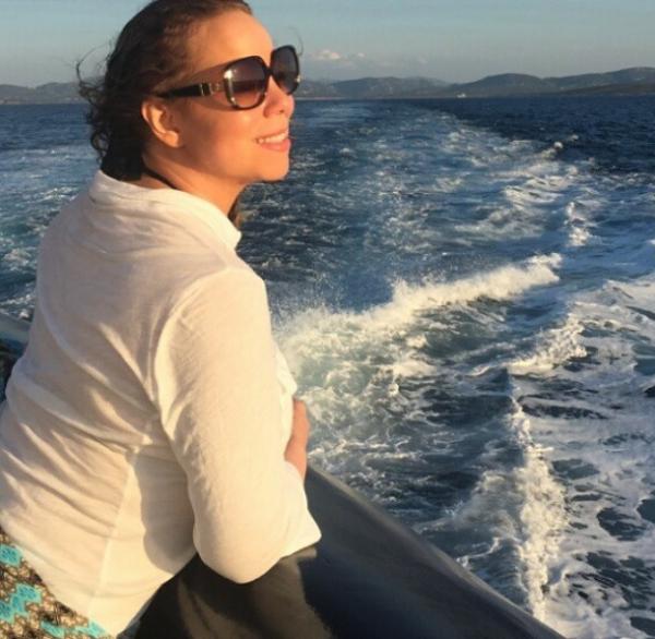 Мэрайя Кэри не долго горевала. Певица выходит замуж за миллиардера (ФОТО)