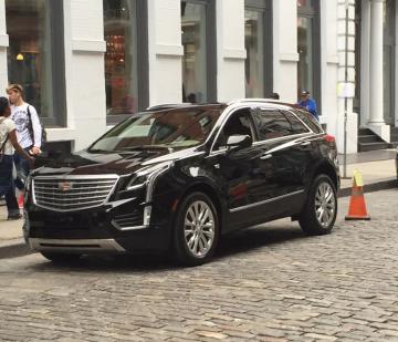 В Нью-Йорке показали новый кроссовер от компании Cadillac (ФОТО)