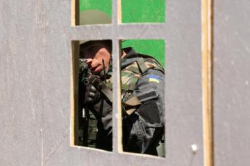 Американские военные проводят учение совместно с украинскими военными на полигоне «Яворов» (ФОТО)