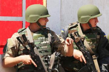 Американские военные проводят учение совместно с украинскими военными на полигоне «Яворов» (ФОТО)