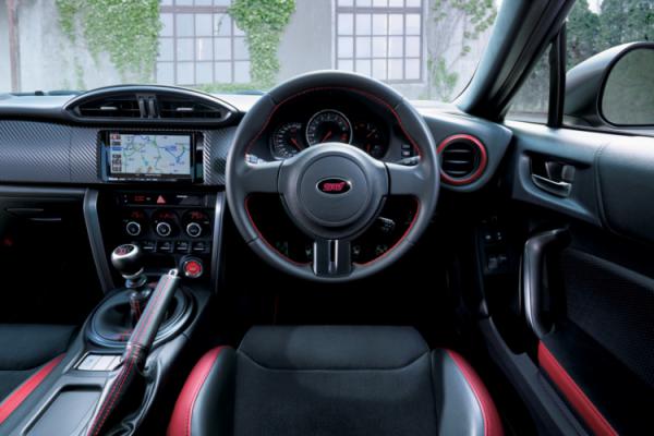 Компания Subaru представила модифицированное купе BRZ tS (ФОТО)
