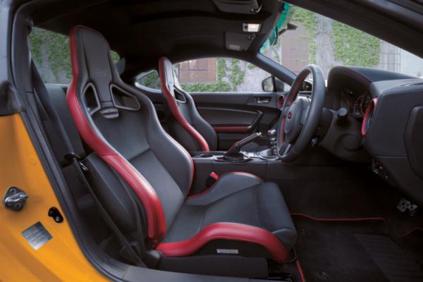 Компания Subaru представила модифицированное купе BRZ tS (ФОТО)