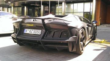 На улицах столицы Украины заметили уникальный суперкар Lamborghini (ФОТО)
