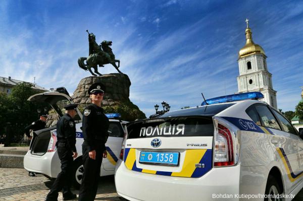 Новая патрульная полиция Киева приняла присягу (ФОТО)