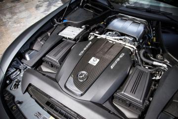 Больше мощи – меньше секунд: немцы “прокачали” спортивное купе Mercedes (ФОТО)