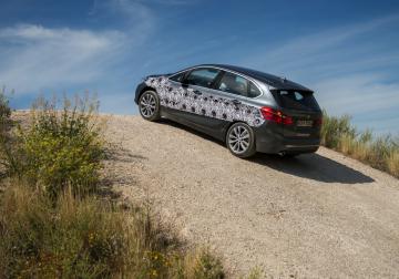Немецкая компания BMW представила прототип нового экономичного авто (ФОТО)