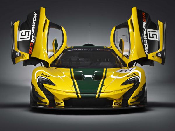 Компания McLaren начала выпуск супергибрида P1 GTR (ФОТО)