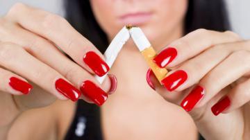 Витамины помогут женщинам бросить курить