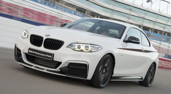 BMW представила «штурвал» будущего (ФОТО)