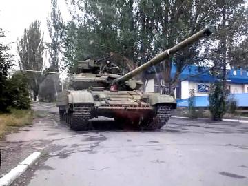 «Дикая качка» уничтожила танк сепаратистов (ВИДЕО)