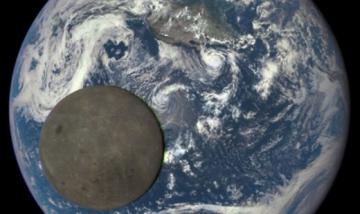 Таймлапс от NASA. Обход Луны вокруг Земли с видом на темную сторону спутника (ВИДЕО)