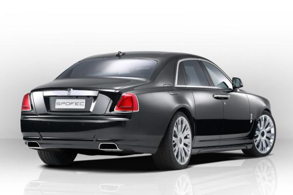 Мастера из немецкого тюнинг-ателье представили пафосный вариант седана Rolls-Royce (ФОТО)