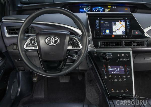 Toyota принимает заказы на водородные автомобили Mirai (ФОТО)
