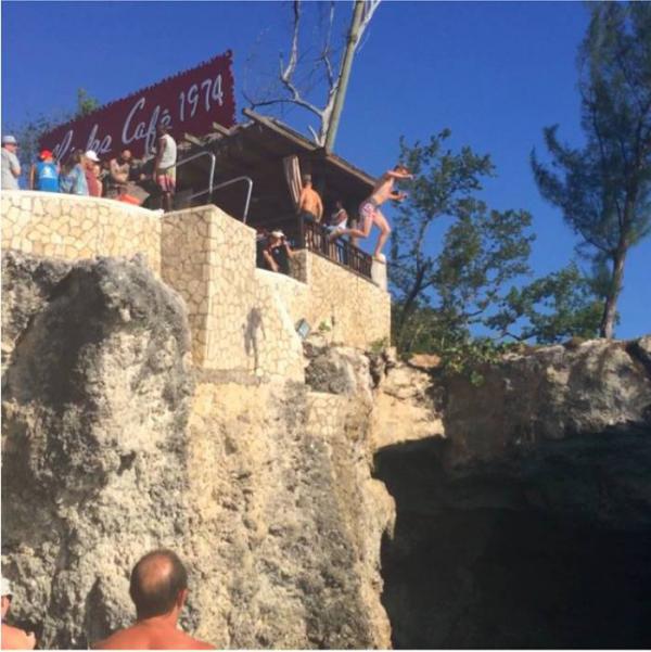 Путешественник за три года заработал на своем хобби $1 млн (ФОТО)