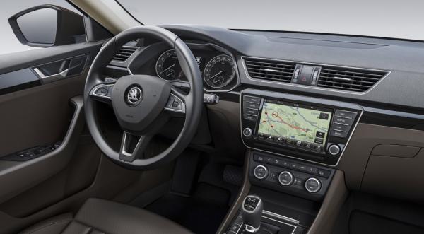 Skoda представила самую экономичную версию Superb GreenLine (ФОТО)