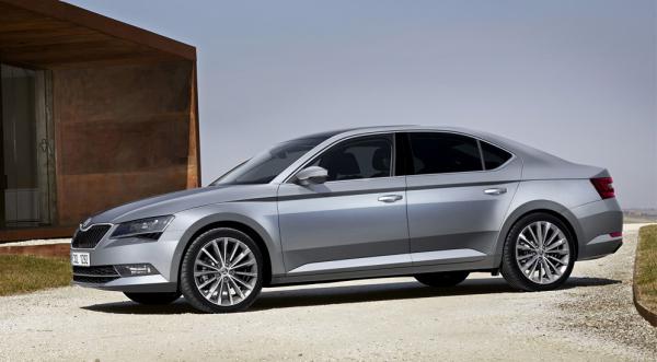 Skoda представила самую экономичную версию Superb GreenLine (ФОТО)
