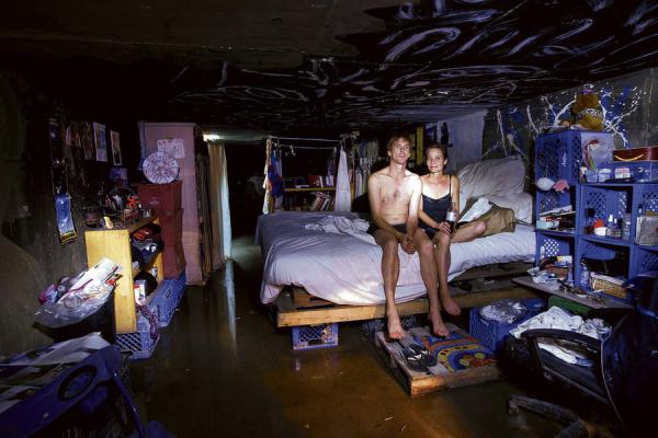 Подземный мир. Современные общины, живущие под землей (ФОТО)