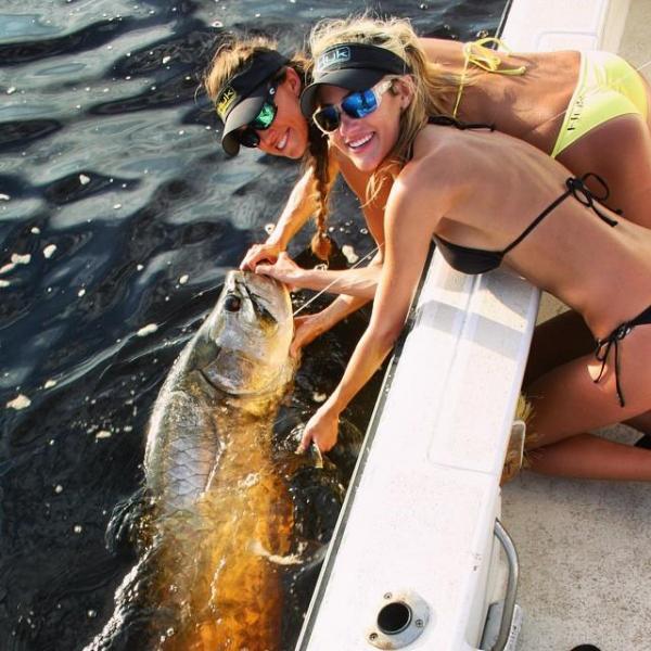 Очаровательные девушки-рыболовы (ФОТО)