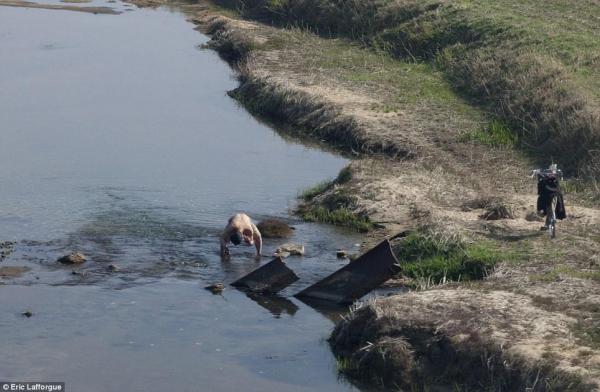 Жизнь в изоляции. Суровые будни обитателей Северной Кореи (ФОТО)