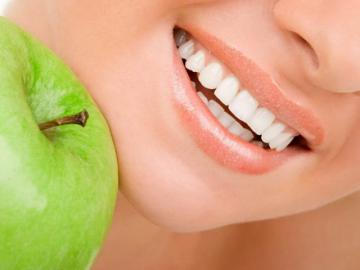 Как сохранить здоровые и крепкие зубы