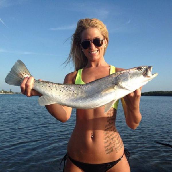 Очаровательные девушки-рыболовы (ФОТО)