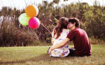 Как влияют романтические отношения на подростка