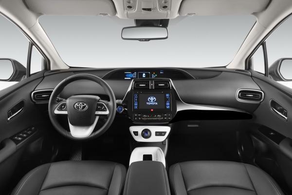  Автогигант Toyota отметился двумя громкими премьерами во Франкфурте (ФОТО)