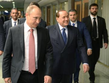 Персона нон-грата: Сильвио Берлускони запретили въезд в Украину