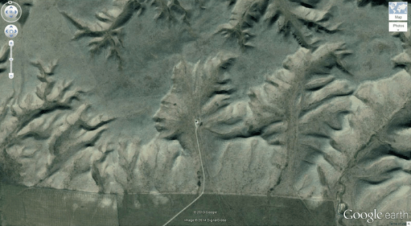 15 странных мест, которые обнаружил Google Earth (ФОТО)