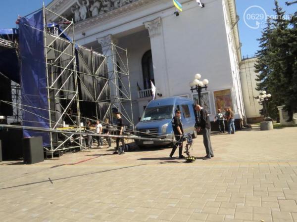 Мариуполь готовится к финалу фестиваля «Червона Рута» (ФОТО)