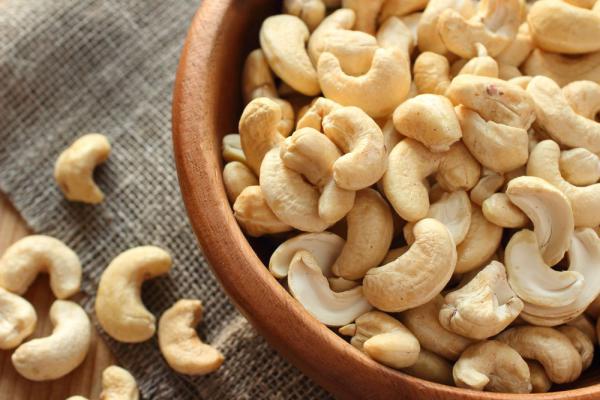 Ядовитые продукты на вашем столе, об опасности которых вы раньше не знали (ФОТО)