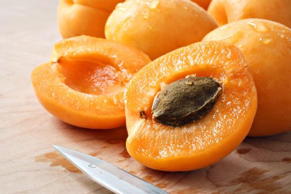 Ядовитые продукты на вашем столе, об опасности которых вы раньше не знали (ФОТО)