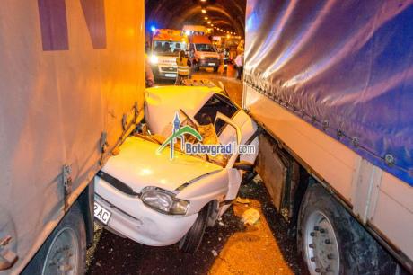 Массовая авария в болгарском тоннеле (ФОТО)