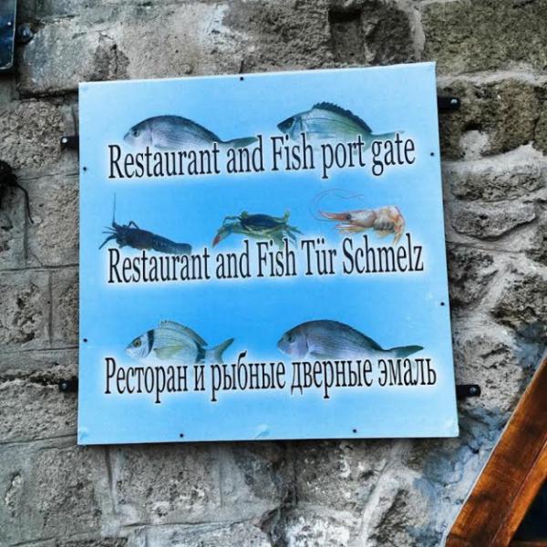 20 шедевральных ошибок переводчиков (ФОТО)