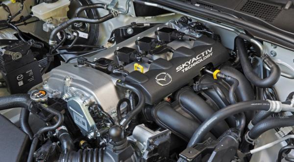 Mazda представила новую MX-5 RS (ФОТО)
