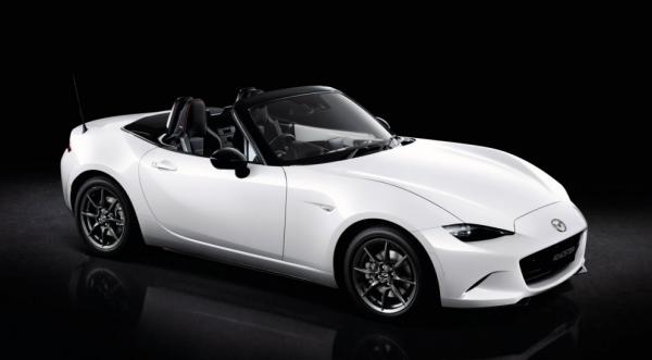 Mazda представила новую MX-5 RS (ФОТО)