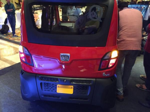 Qute - самый дешевый серийный автомобиль (ФОТО)