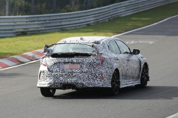 В объективы фотошпионов попал Civic Type-R последнего поколения (ФОТО)