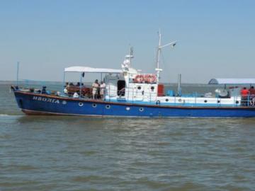 В Черном море продолжаются поиски пассажиров затонувшего катера (ВИДЕО)