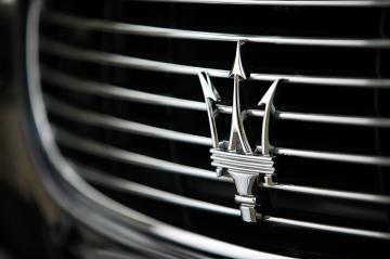 В Сети появились новые изображения первого кроссовера в истории компании Maserati (ФОТО)
