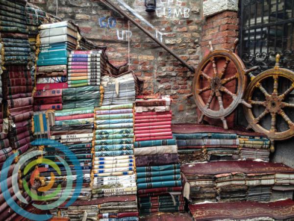 Самый удивительный книжный магазин в мире (ФОТО)