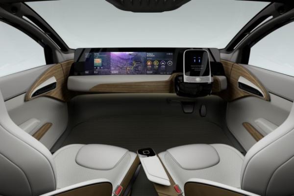 Шаг в будущее: компания Nissan представила публике электрокар с автопилотом (ФОТО)