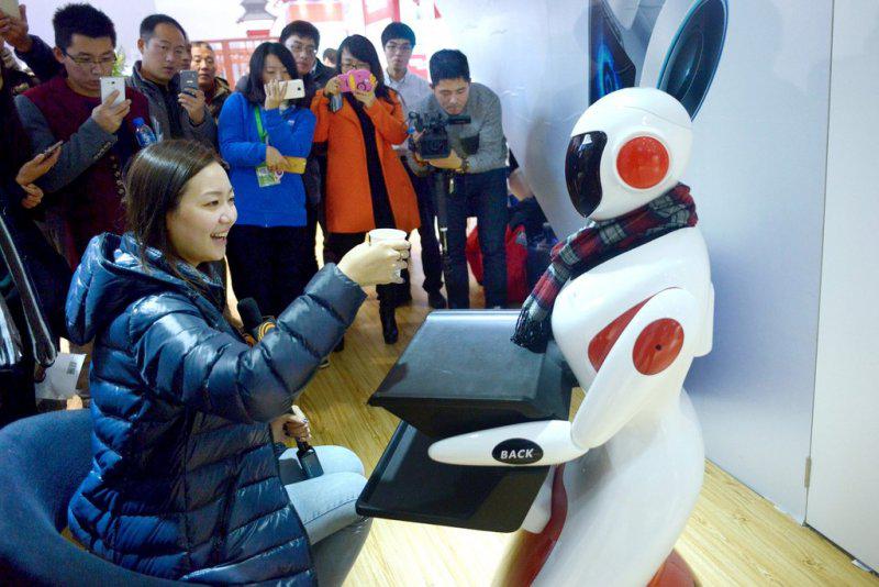 Как проходит всемирная выставка роботов в Пекине (ФОТО)