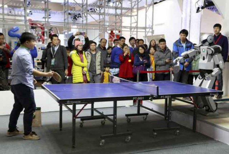 Как проходит всемирная выставка роботов в Пекине (ФОТО)