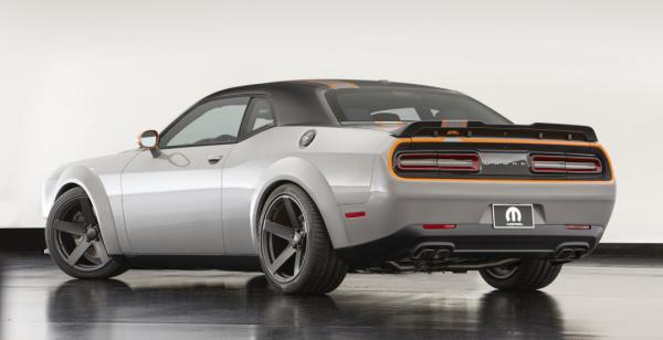 Компания Dodge показала концептуальную версию известного масл-кара (ФОТО)
